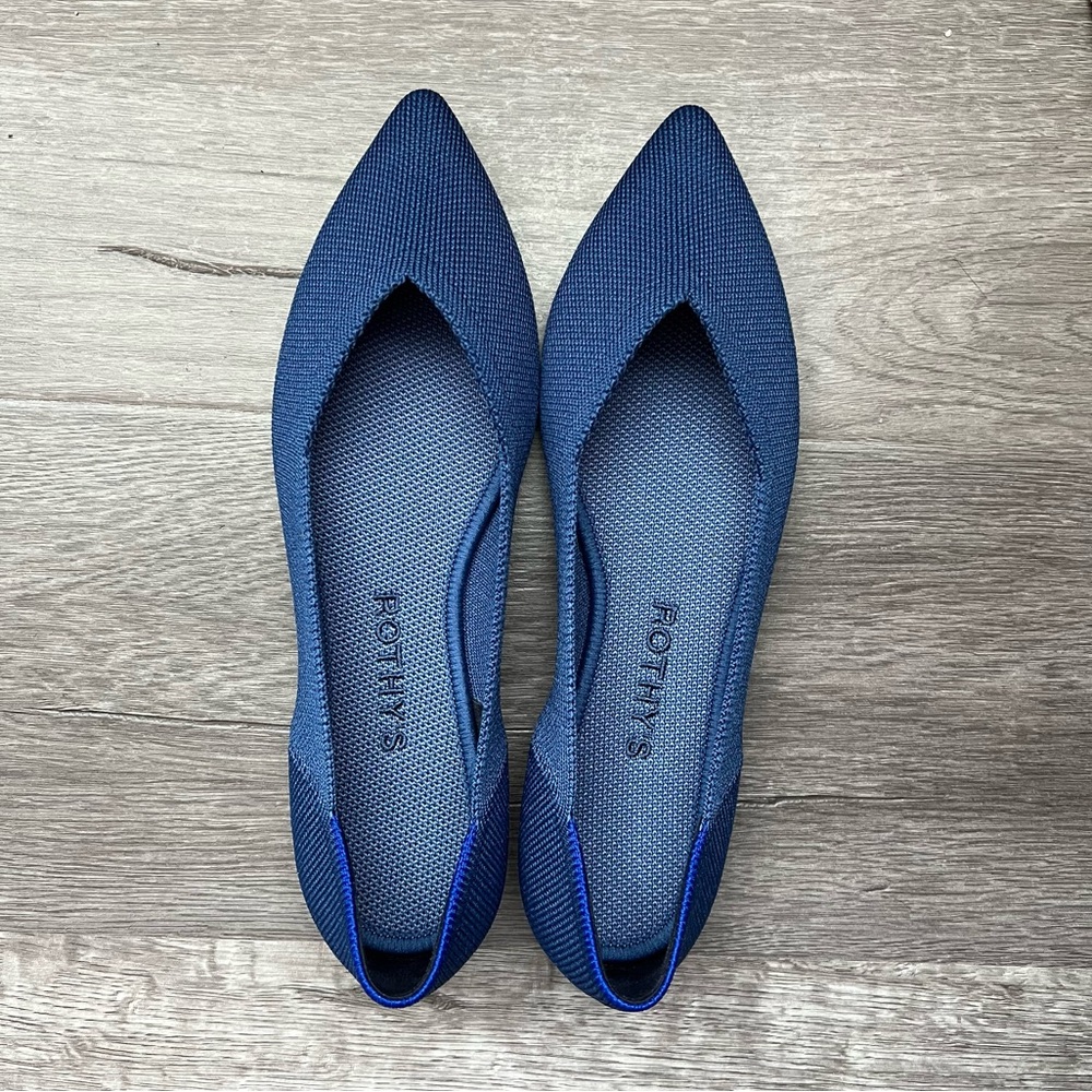 BNIB Rothy’s The Point flats True Blue, size 6.5 women’s